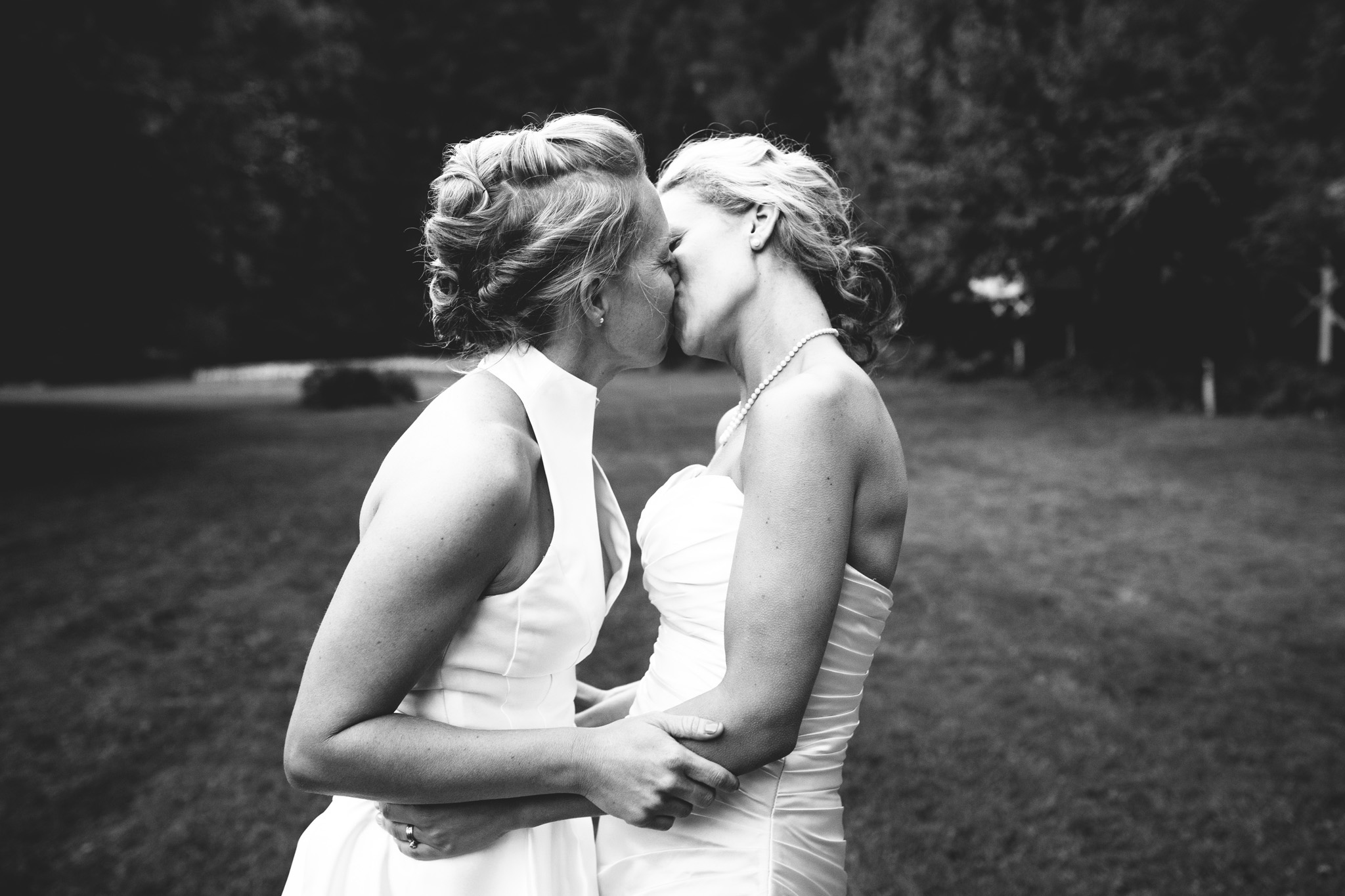 LGBTQ wedding pictures in Guerneville in the redwoods at Dawn Ranch