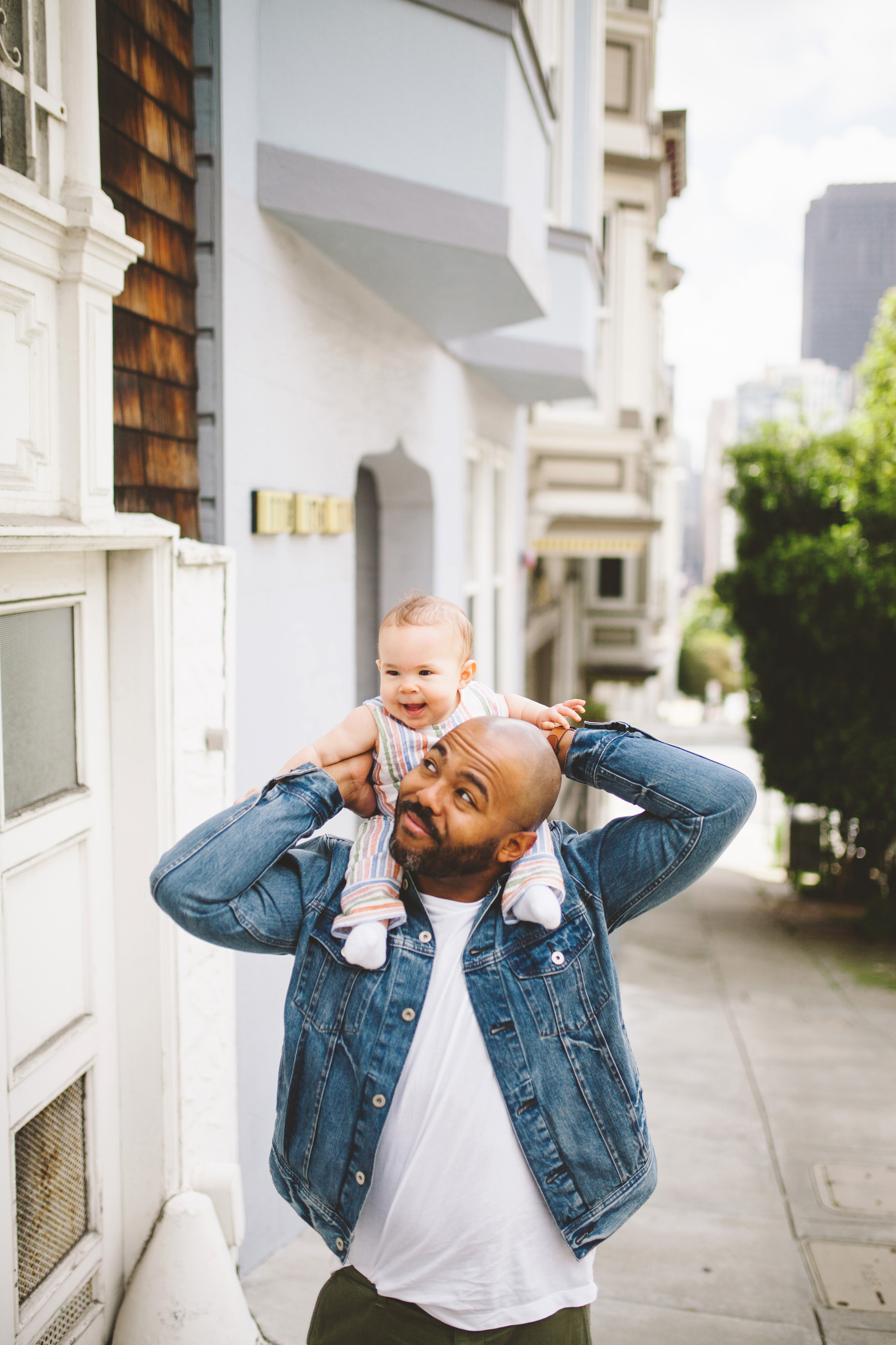 Candid family pictures exploring the colorful streets of San Francisco