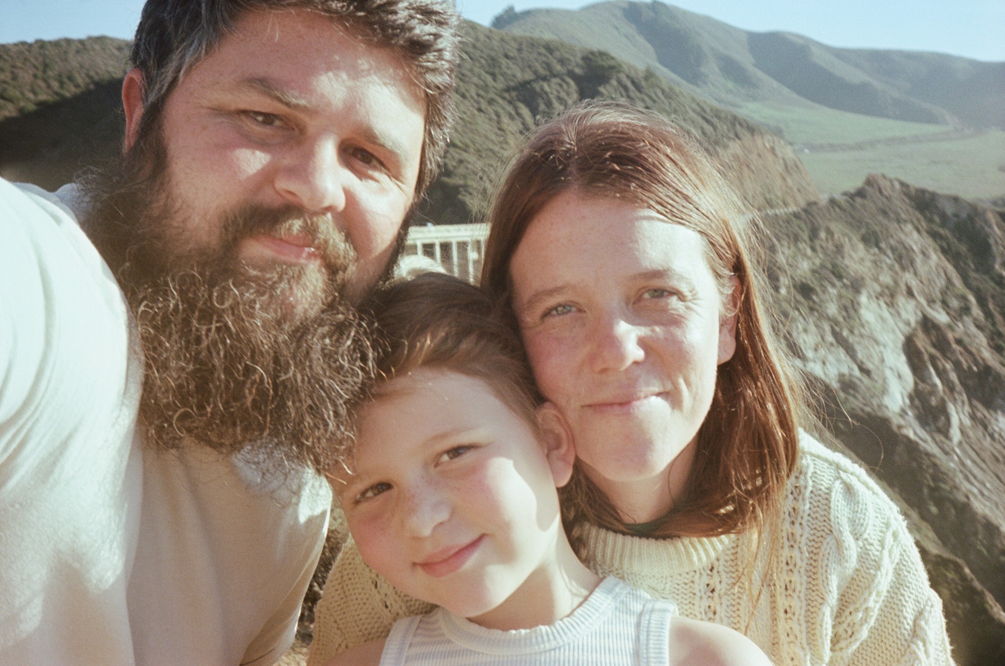 (max-width: 768px) 370px, (max-width: 1024px) 556px, 100vw